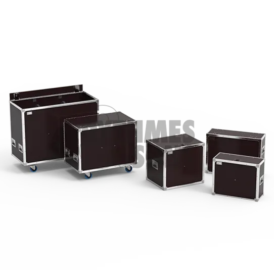 Flight-⁠cases OpenRoad® avec cloisons pour 1 à 2 écrans