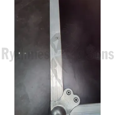 590x460xH480 Malle avec capot amovible + mousse