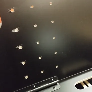 Support retour de scène pour écran plat de 42" à 55" (éclats)