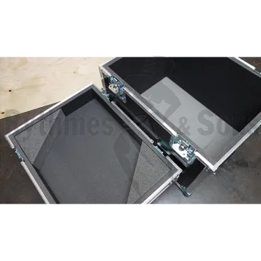 Malle "cloche" 700x550xH680 avec capitonnage