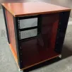 Baie 19" Caramel 12U + plaques ventilées + roulettes