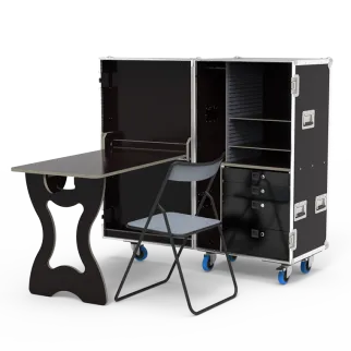 Bureaux, Tables, Commodes